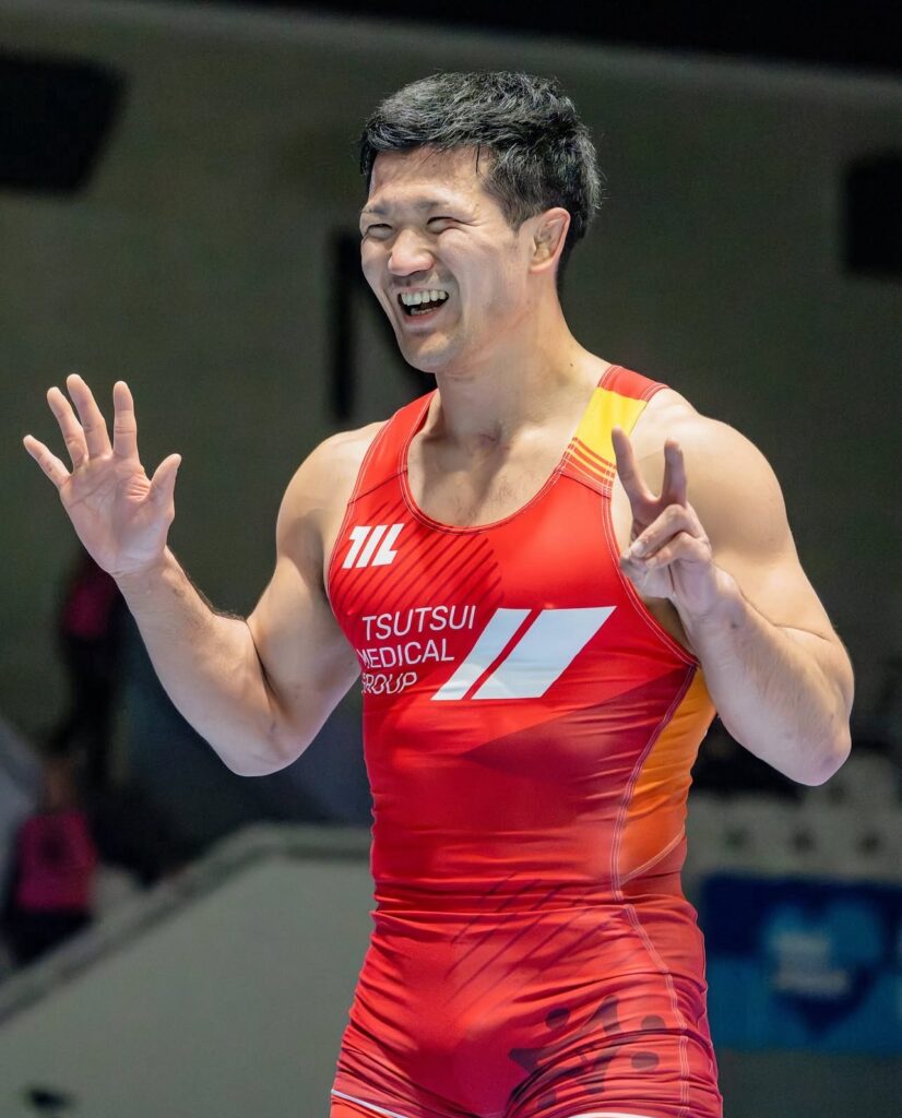 成國大志選手_2025年12月天皇杯2冠52年ぶりの快挙達成